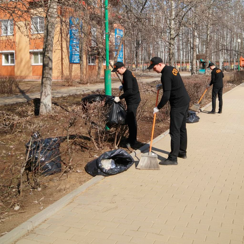 Уборка территории  в Сычёвке